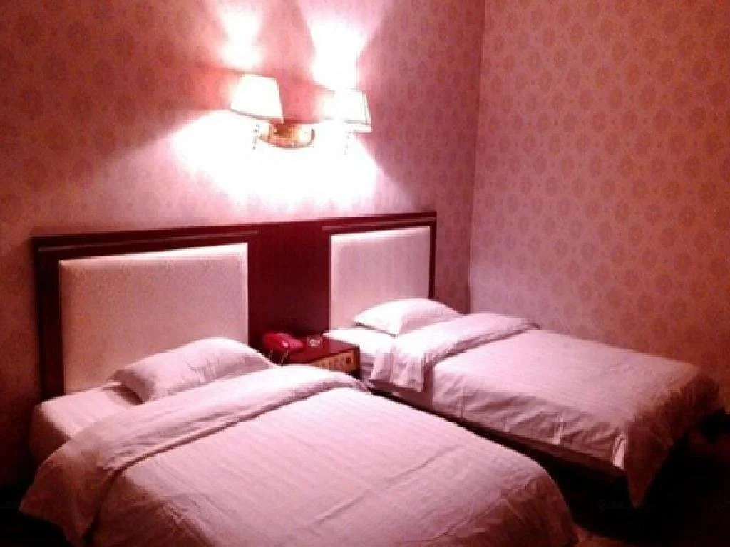Luo Chuan Guo Hao Business Inn