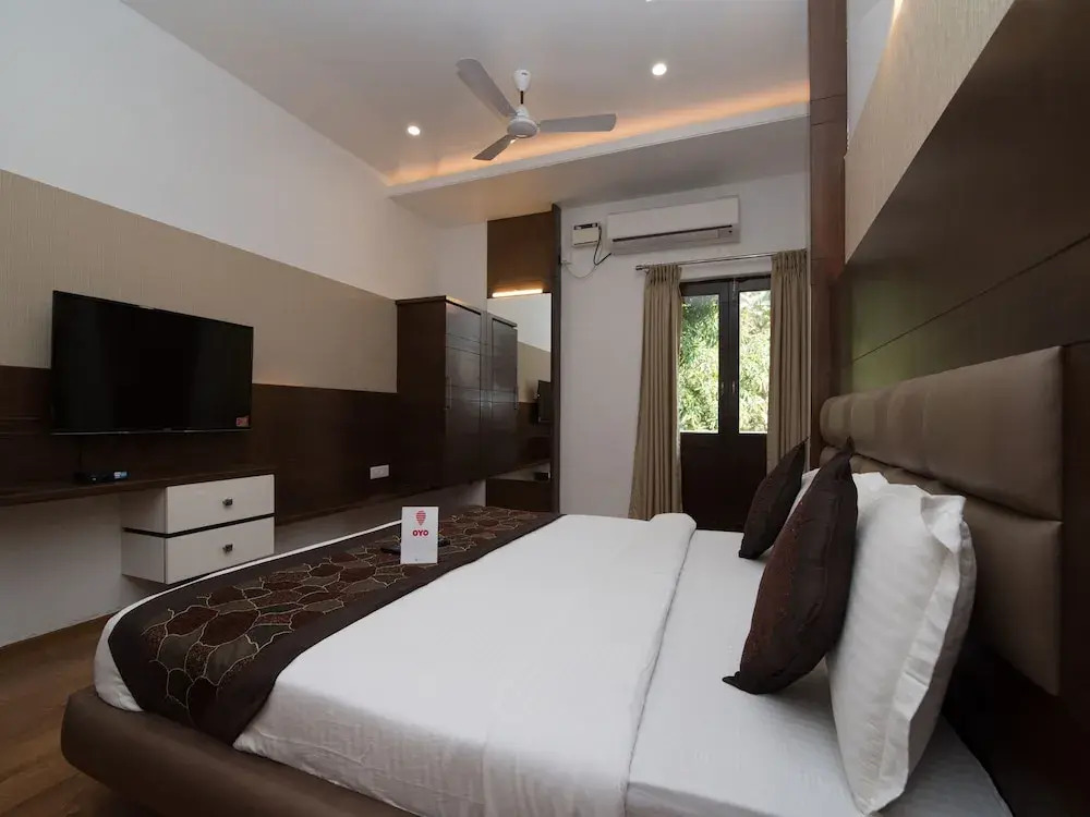 OYO 10000 Hotel Aquolim