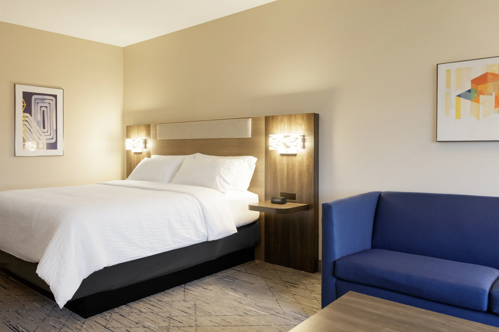 Holiday Inn Express Vancouver North - Salmon Creek by IHG