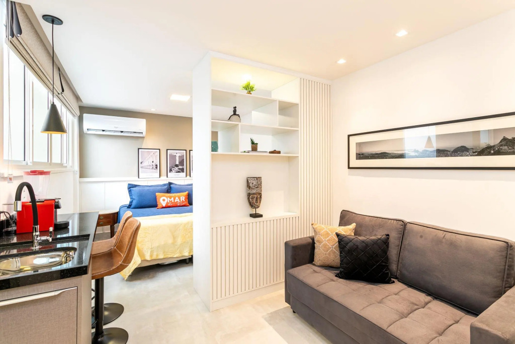 Studio decorado a 500m da Praia | HC 827/107
