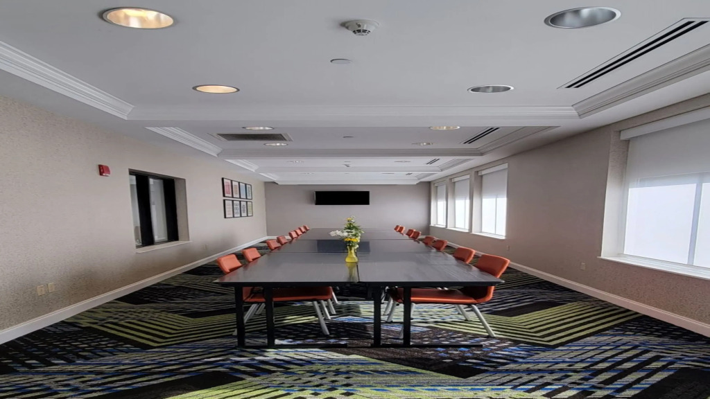 Holiday Inn Express & Suites Williamsport by IHG