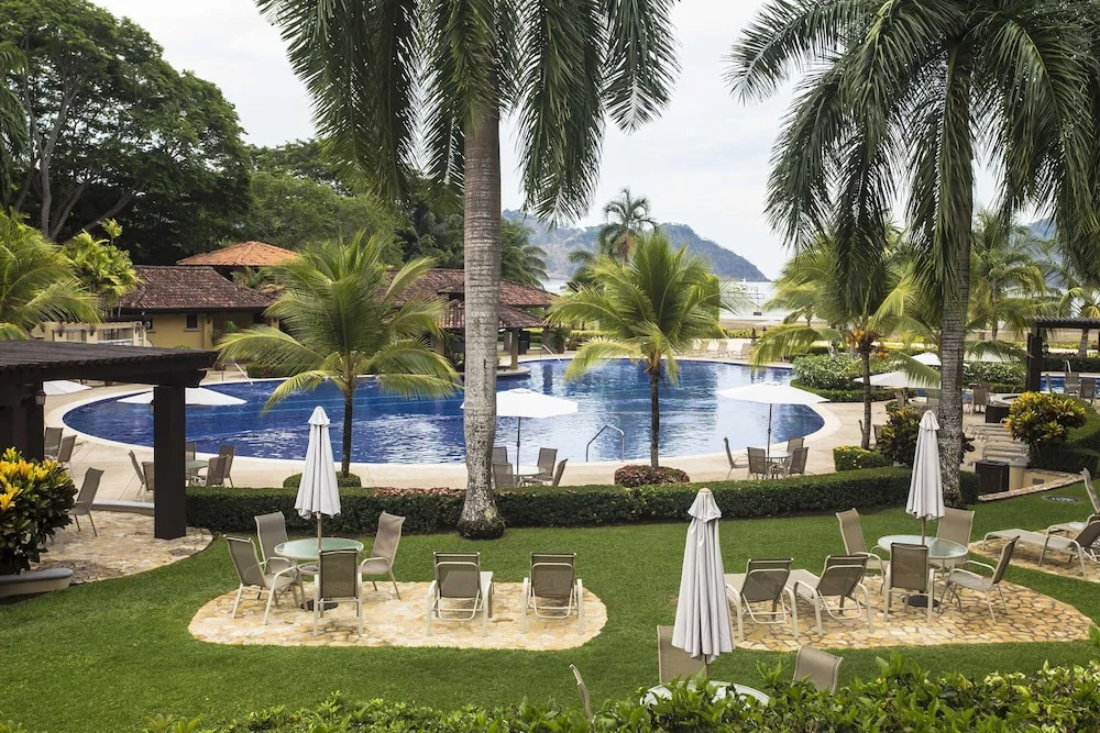 Bella Vista 3F 3 bdr beach club view in Los Suenos