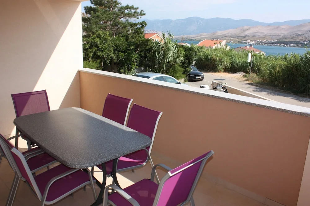 Apartments Jesen Augustin