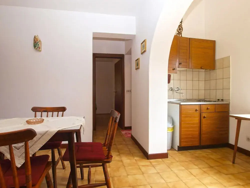 Apartments Biskupije 940