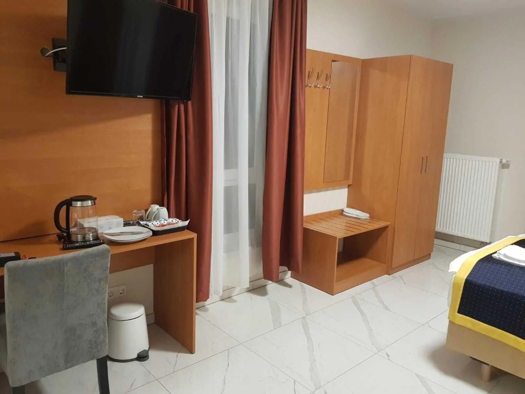 Hotel Emiliana am Bahnhof