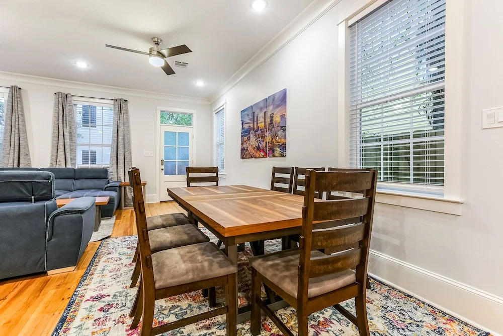 5BR with Pool - Great for Families - Near Everything
