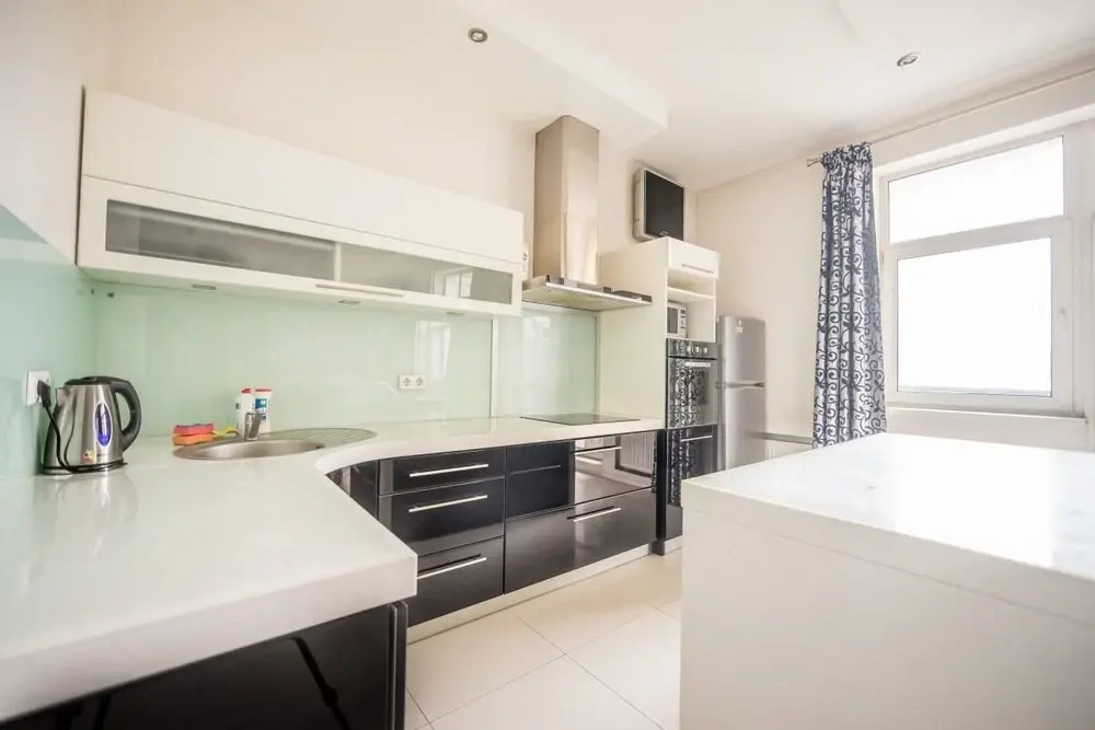 KievApts Gorkogo 72