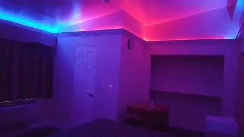 Deluxe Motel, Los Angeles Area