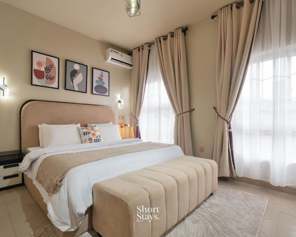 Short Stays By CW