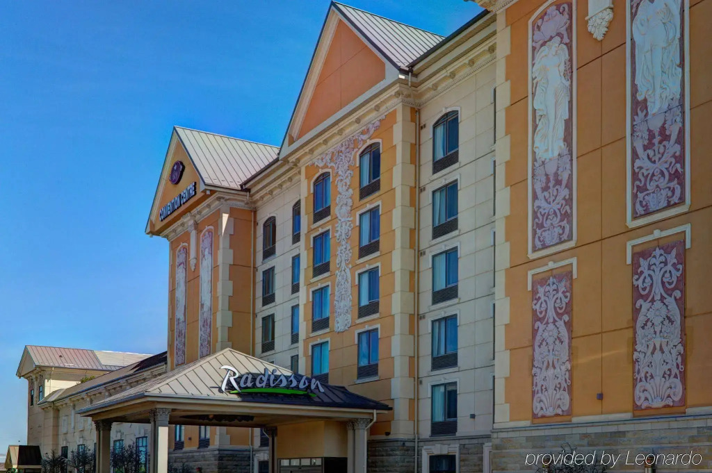 Radisson Hotel Toronto Airport West