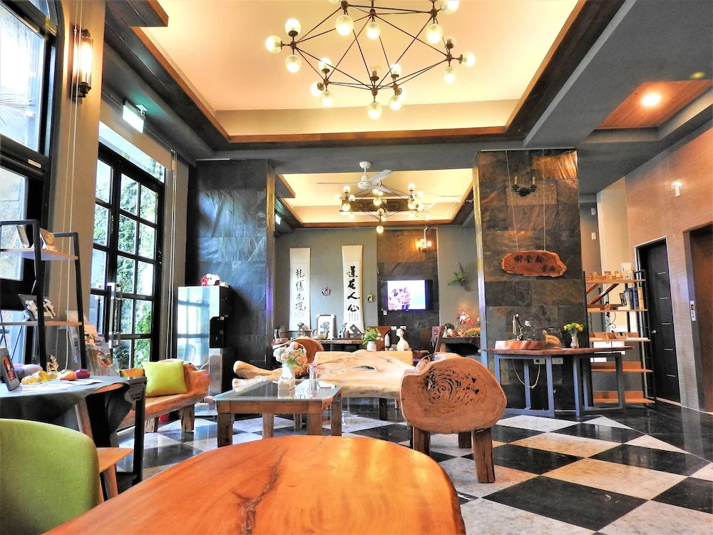 Blue Owl-Hualien No 2396-2397-2398-2399