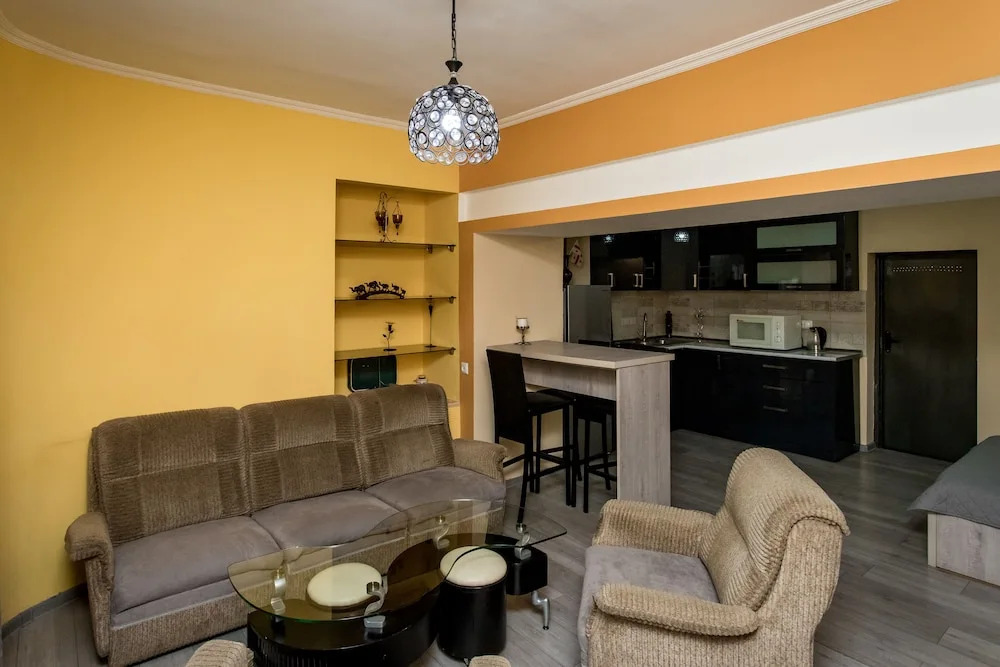 HB apartments Opera II