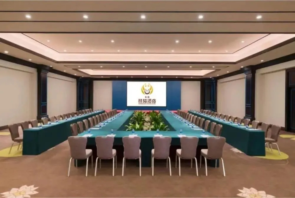 Chimelong Panda Hotel