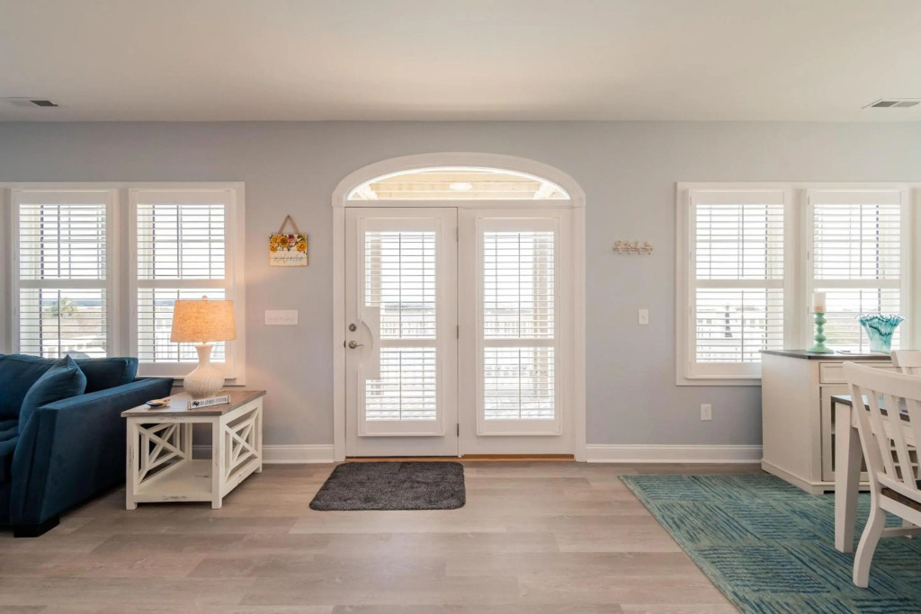 Ocean Wind by Oak Island Accommodations
