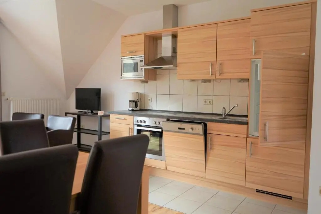 Wohnung 2 Pers 1 Schlafzimmer und Wohnzimmer mit Balkon und Blick auf die Mosel