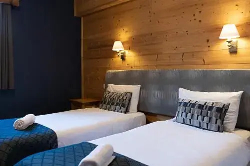 Black Diamond Sainte Foy Chalets