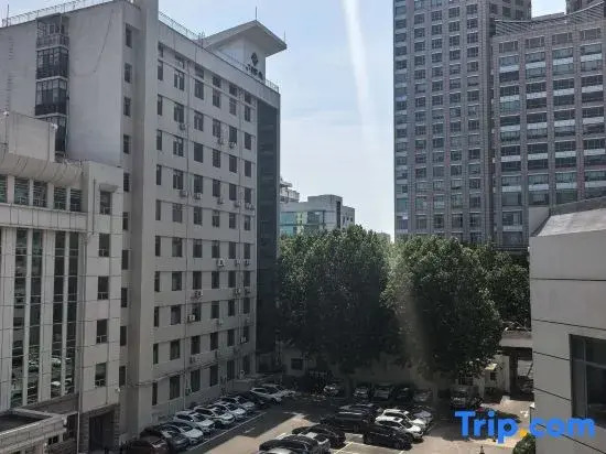 Home Inn·neo (Jinan Baotu Spring Jingwu Road Branch)