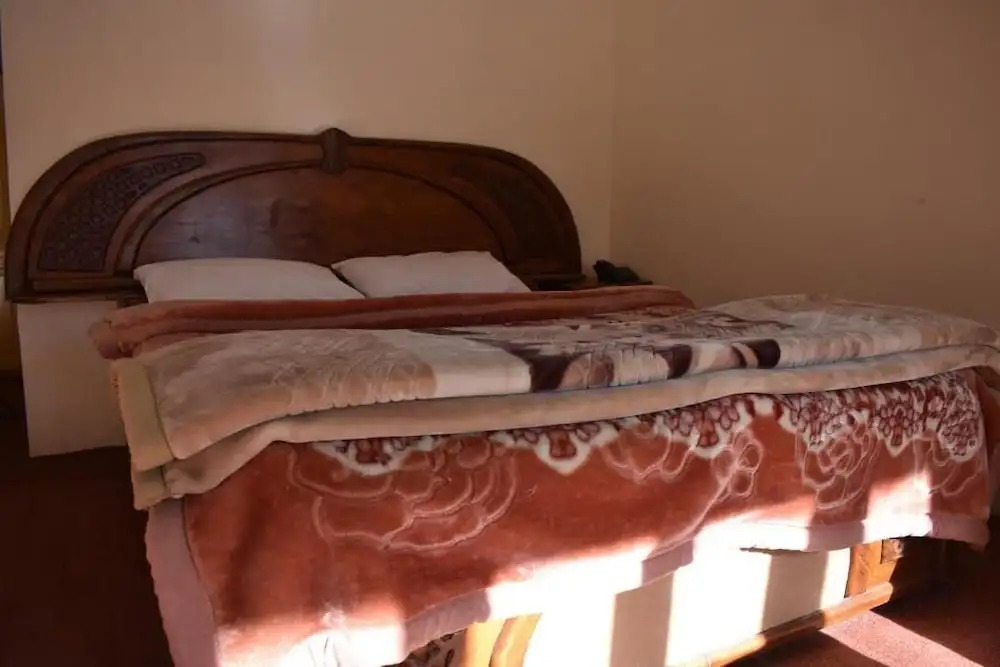 Hotel Shaheen