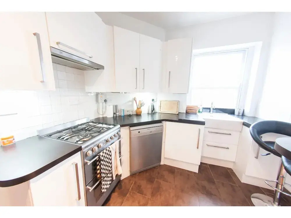 Charming 1-br Upper Holloway Flat For 2