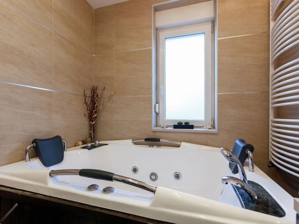 Modern Holiday Home at Podstrana with Hot Tub & Sauna