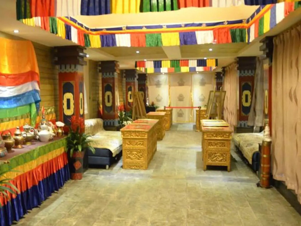 Chengdu Skylakes Hotel
