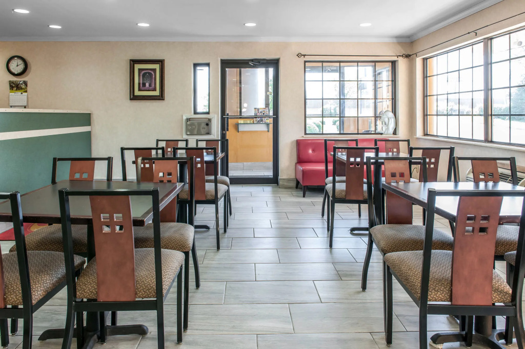 Econo Lodge Lexington Southeast