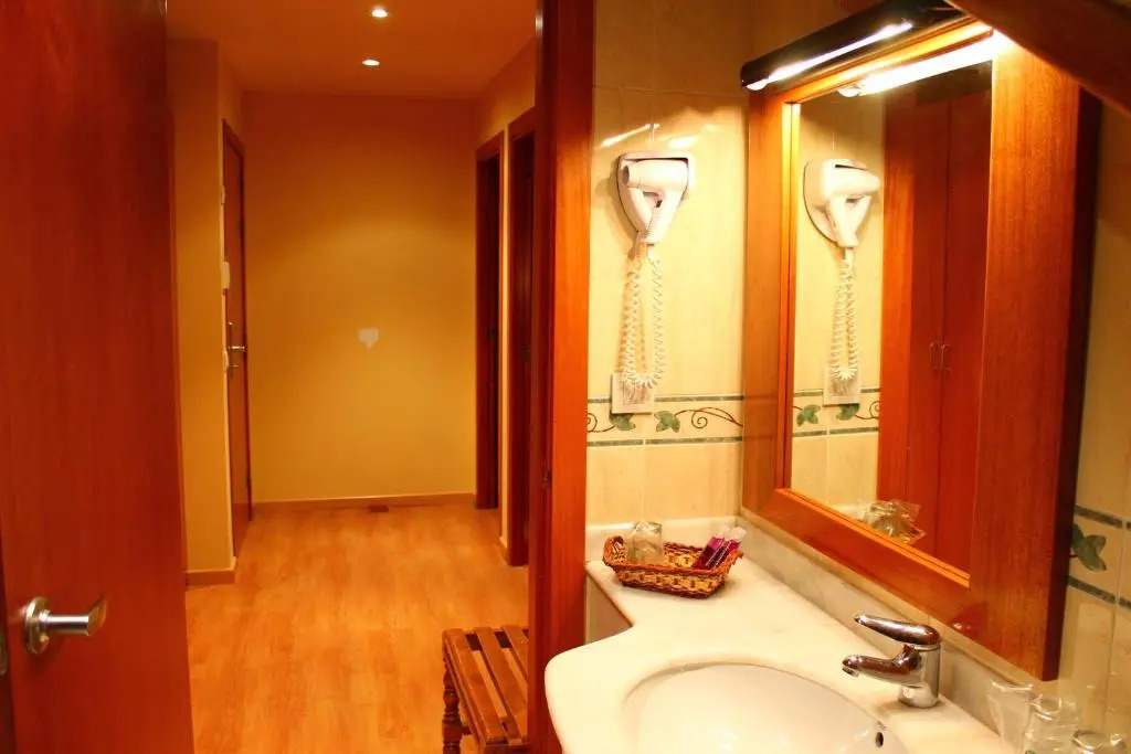 Hotel Saurat