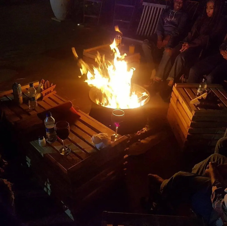 Leleshwa Getaway