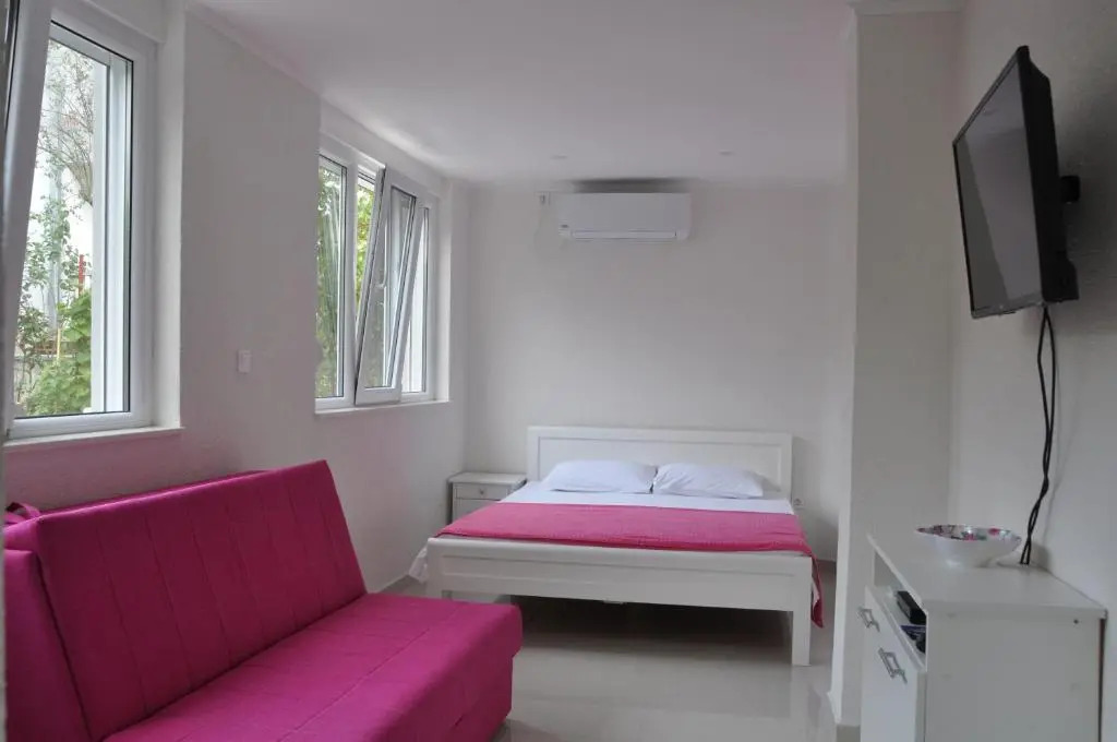 Apartments Miana