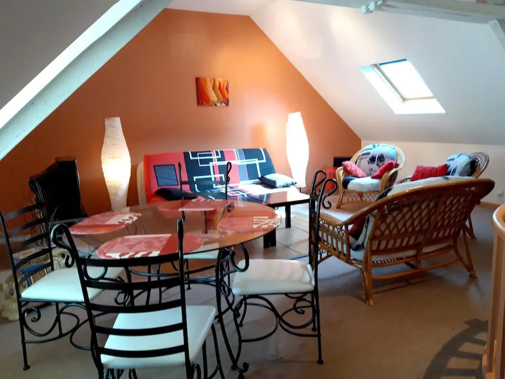 House with 5 Bedrooms in Grandcamp-Maisy, with Wonderful City View, Furnished Terrace And Wifi - 100 M From the Beach