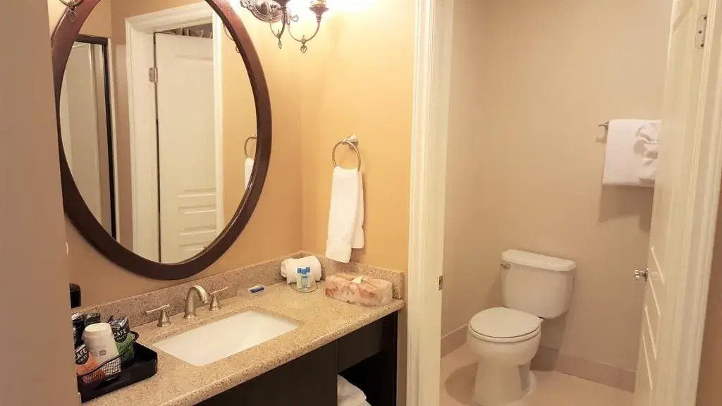 Best Western Plus San Pedro Hotel and Suites