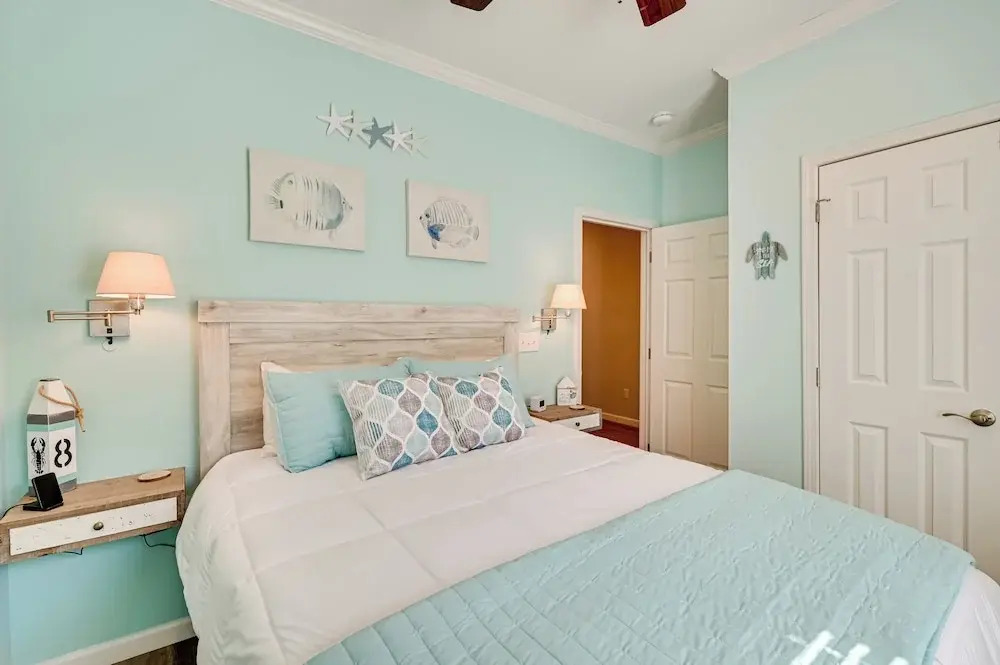 Resort Home ~ 1 Mi to Myrtle Beach Access!