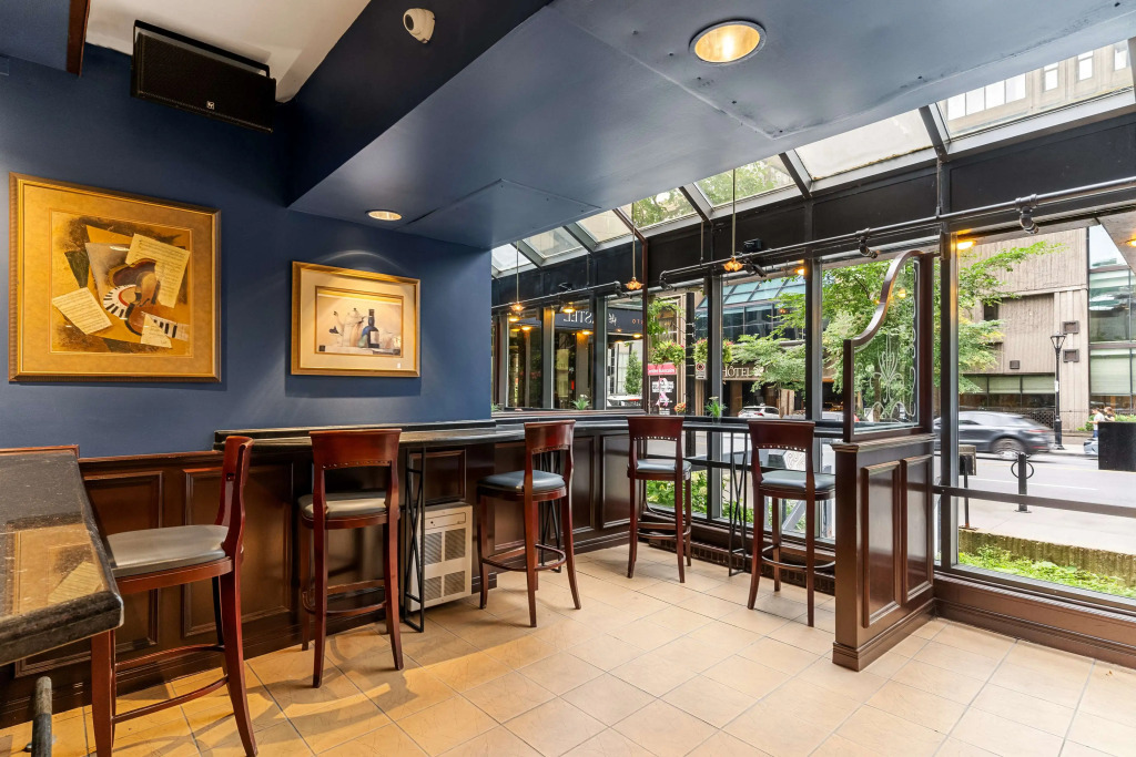 Best Western Ville-Marie Montreal Hotel & Suites