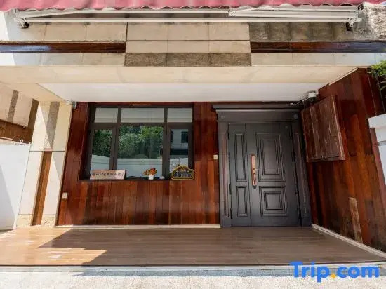 Hancheng Yijing Villa (Hancheng Lake Scenic Area)