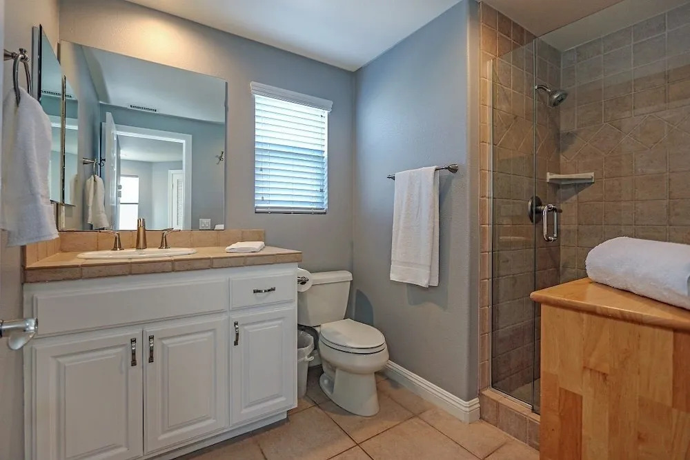 223 34th St A Ocea 3 Bedroom Duplex