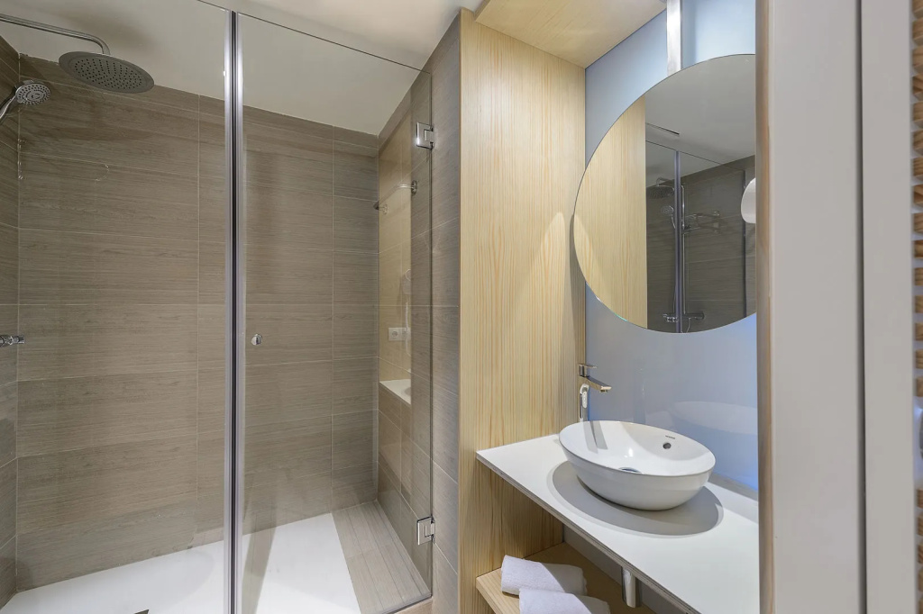 Hotel Vibra Cala Tarida-3SUP