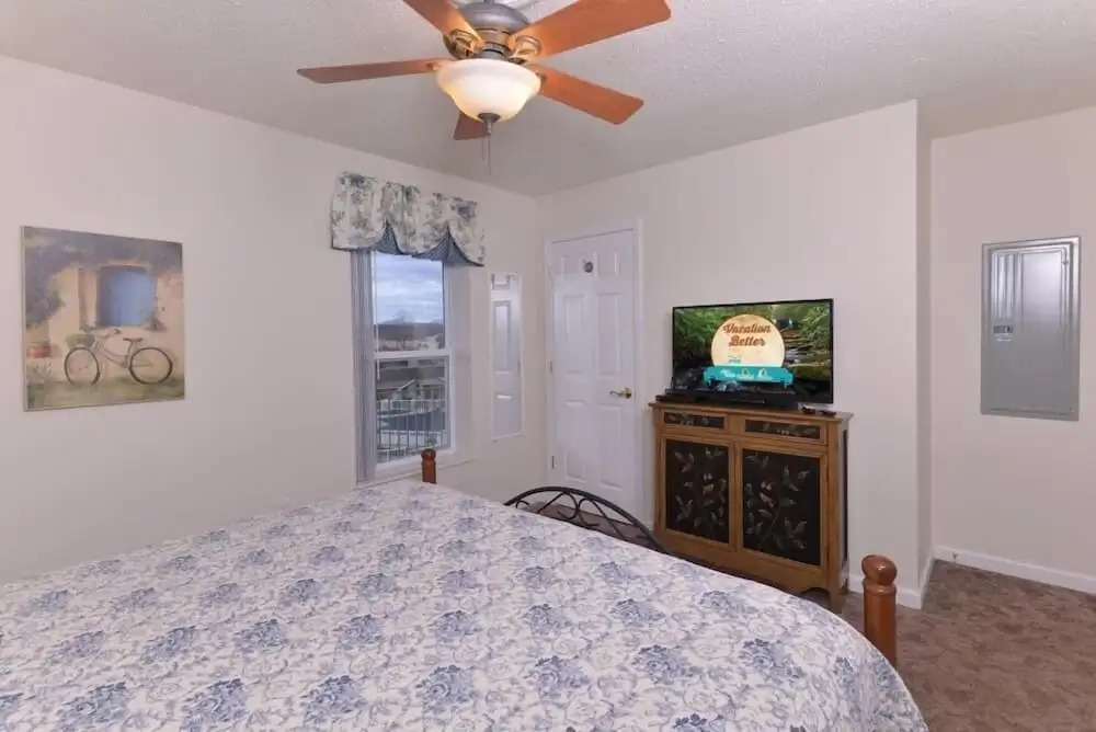 Whispering Pines 653