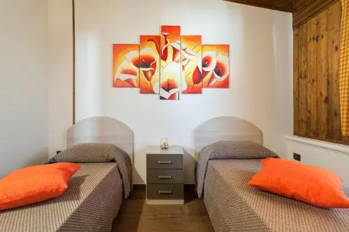 Isernia Pool Chalet