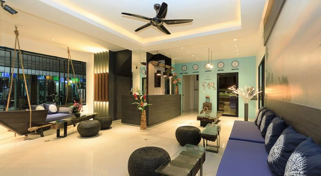 Hotel The Journey Patong New