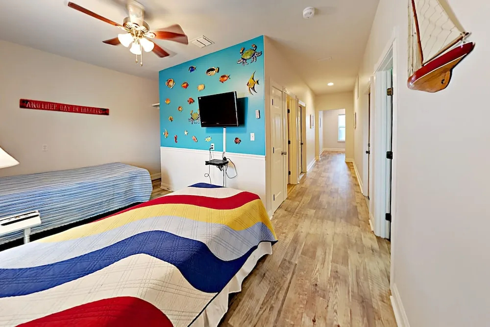 Aransas Tarpon 5 Bedrooms 3 Bathrooms Home