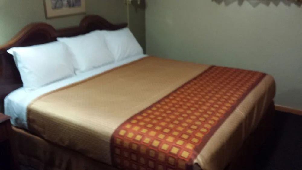 Happy Journey Motel