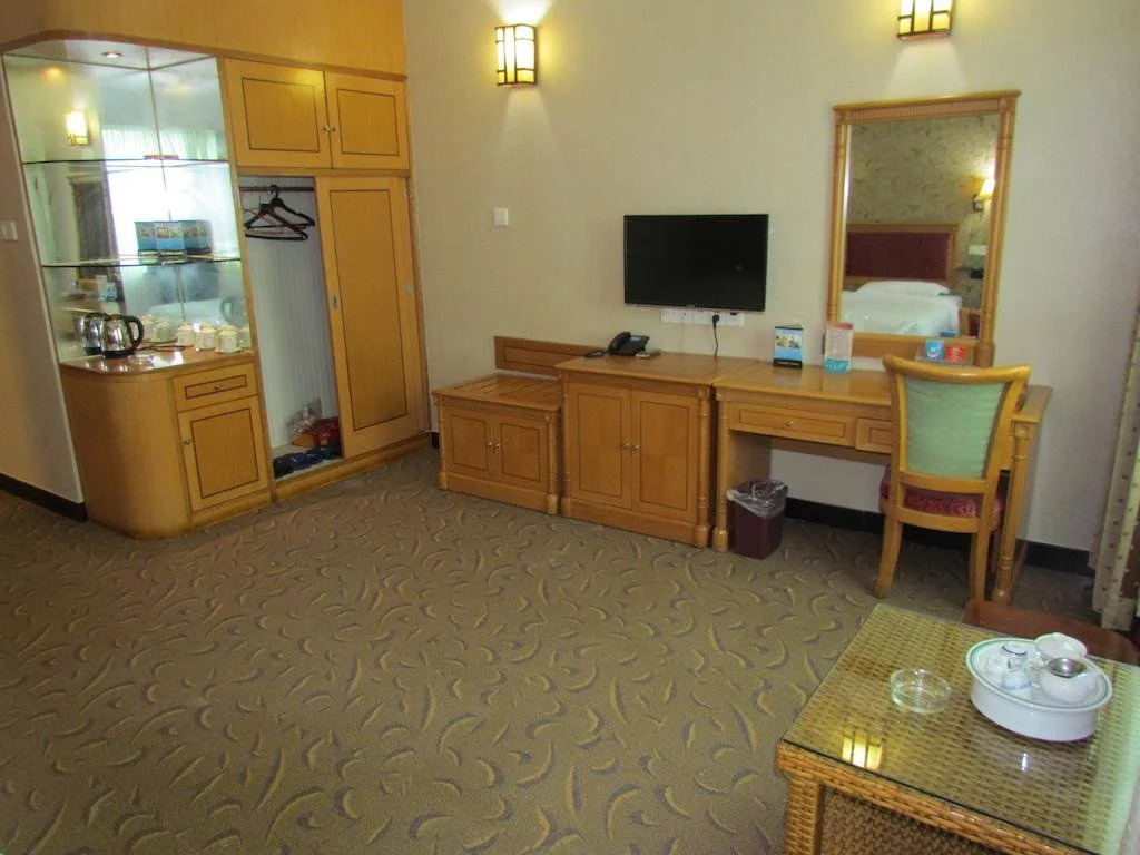 Canton Lucky Hotel