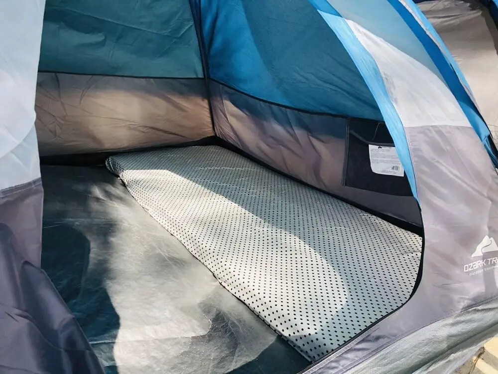 Camping Lunas Bar