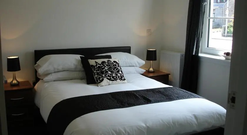 Dreamhouse Apartments Aberdeen Holburn Street