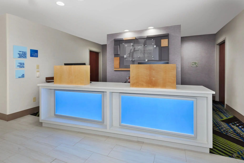 Holiday Inn Express & Suites Dayton South Franklin by IHG