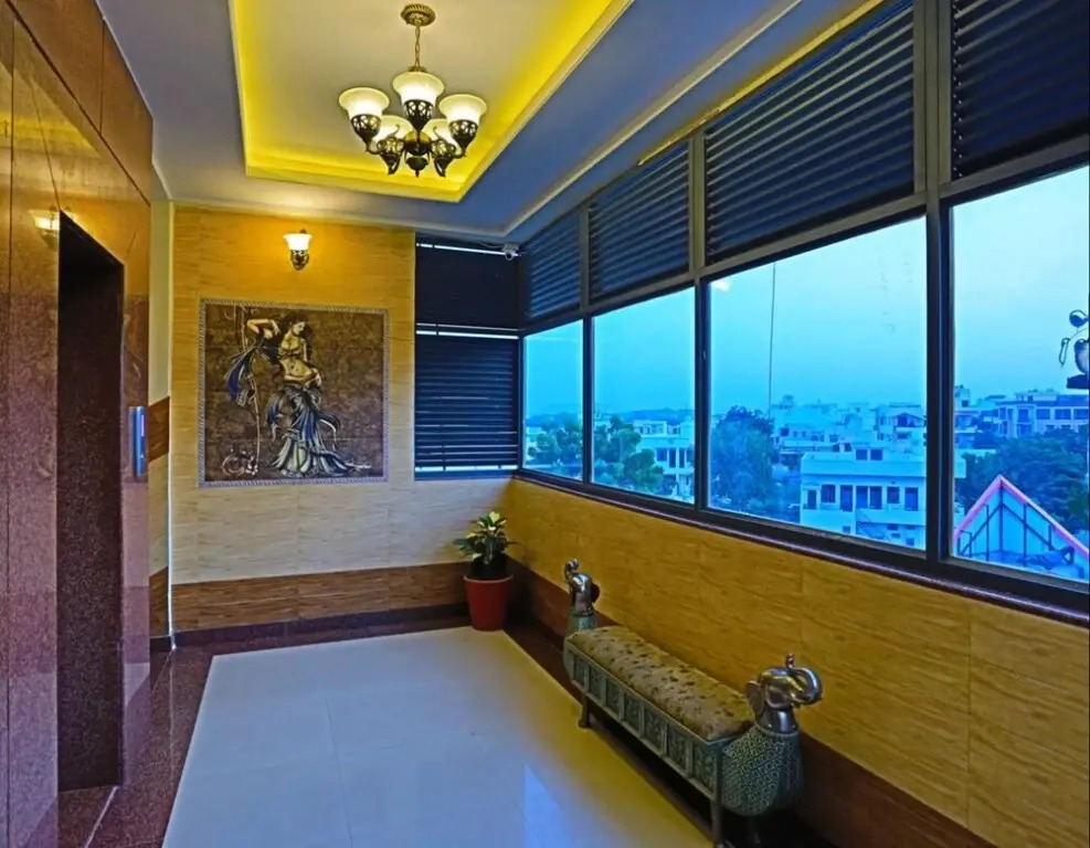 Hotel Suraj Palace