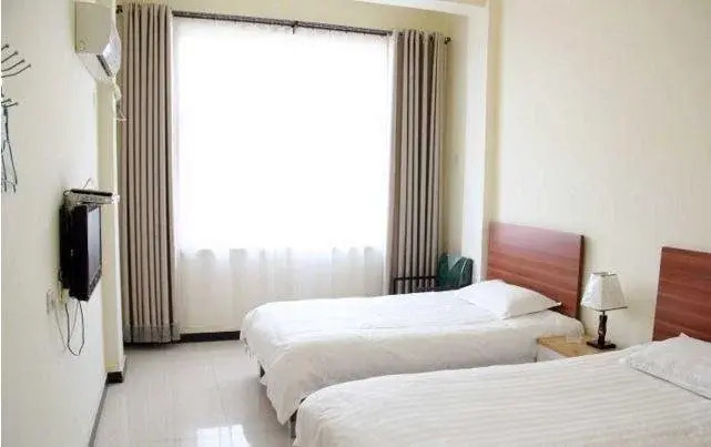Handan Lixian Hotel