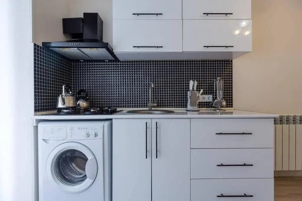 Modern 1BR In The Heart of Batumi