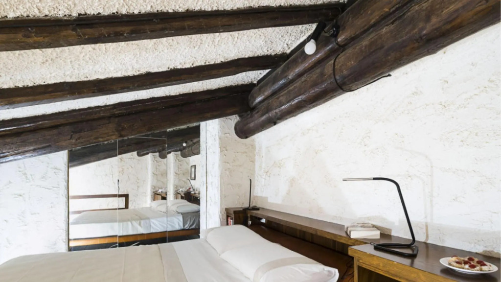 Exclusive seafront villa with private pool-VILLA LUNA BLU