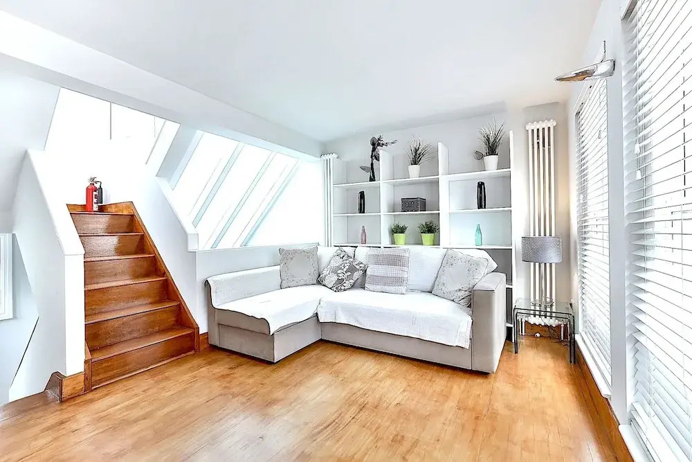 Sparkling 2 Bed Mews House